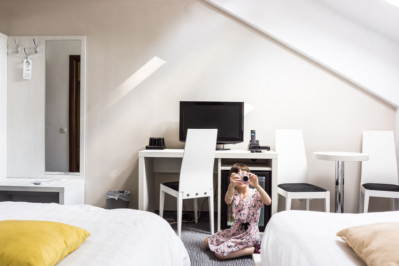 Alex&George Boutique Hotel Cluj-Napoca Esterno foto